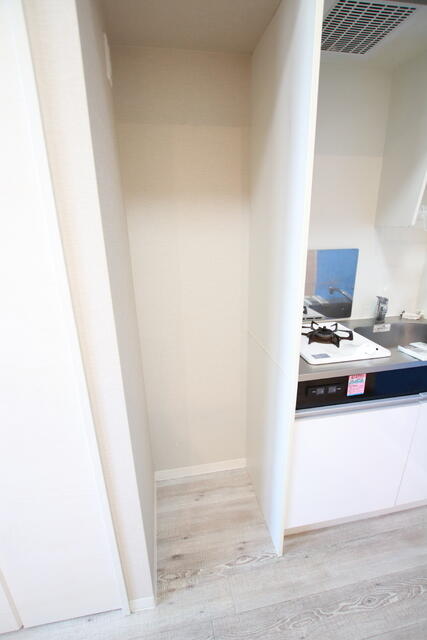 キッチン／※クリーニング前のお部屋です。