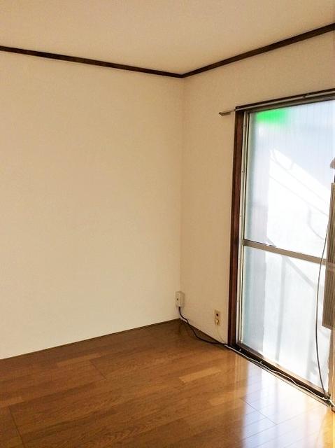 リビング以外の居室／東南向きの明るいお部屋