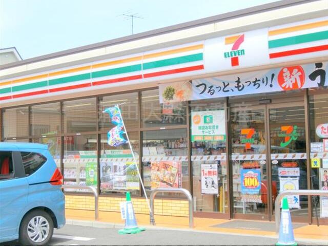セブンイレブン大田区西蒲田1丁目店 (185m)