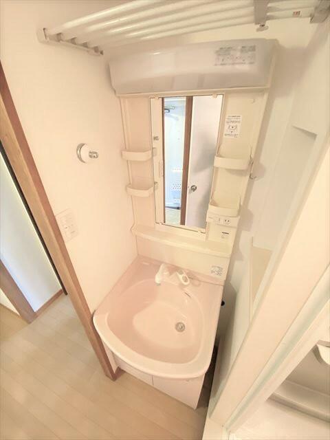 洗面台・洗面所／洗面台など水回りはお好みでリフォームもおすすめです♪