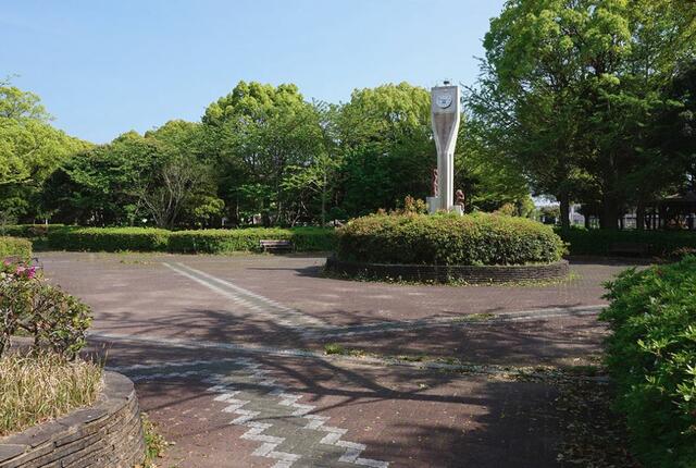 芳川公園 (643m)