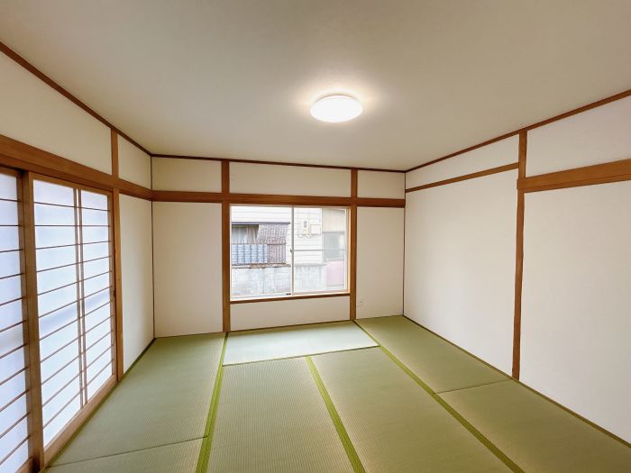 1階和室8畳