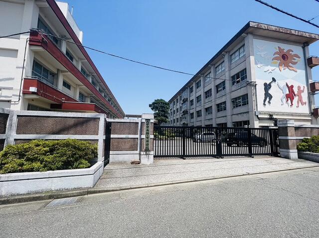 大分市立坂ノ市中学校 (4,800m)