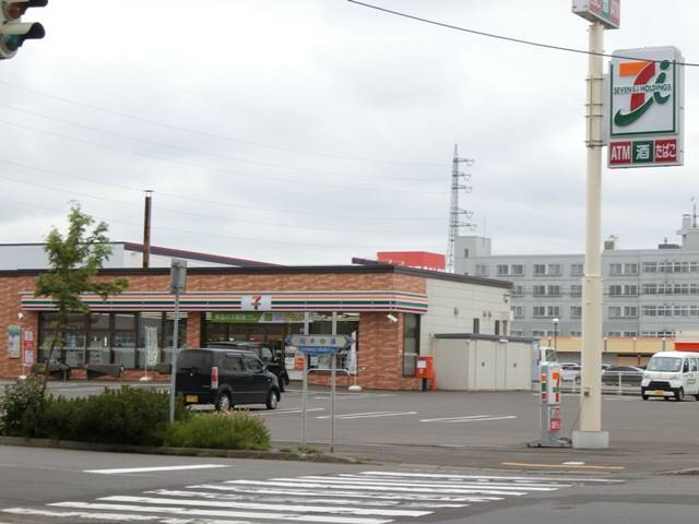 セブンイレブン恵庭恵み野西店 (888m)