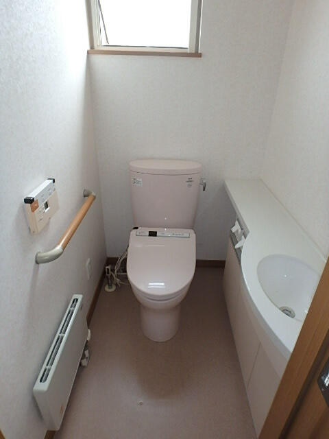 detached 北海道白老郡白老町字北吉原