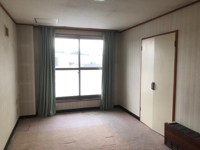 commercial 北海道札幌市南区真駒内曙町３丁目