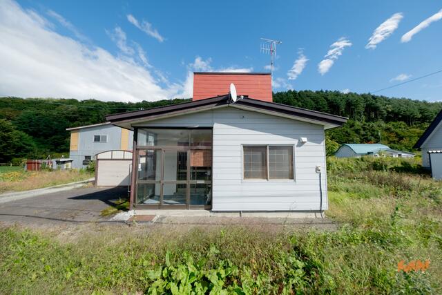 detached 北海道富良野市字布部石綿