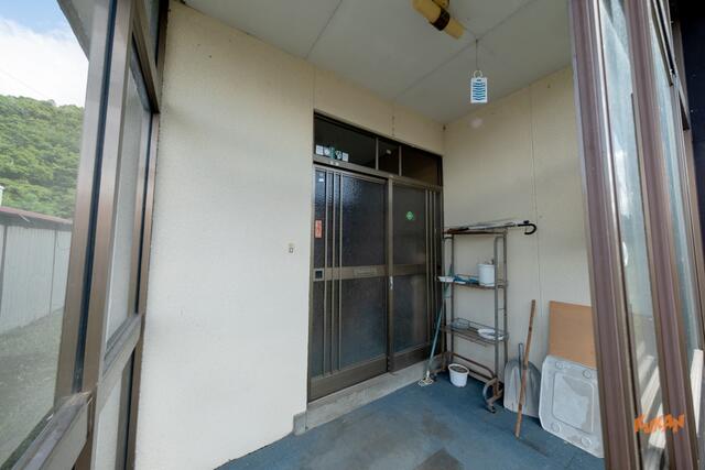 detached 北海道富良野市字布部石綿