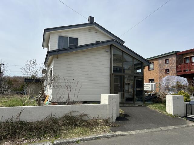 北海道北広島市の一戸建て | 998万円 | 4LDK | 331.47m² | Akiyama house finder