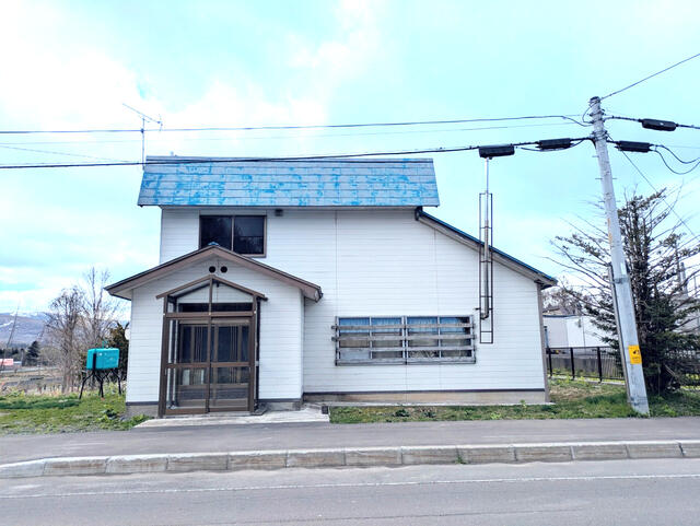 detached 北海道磯谷郡蘭越町目名町