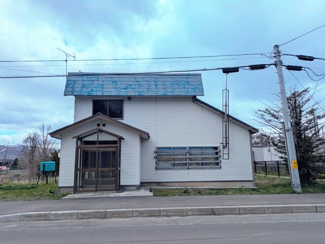 detached 北海道磯谷郡蘭越町目名町