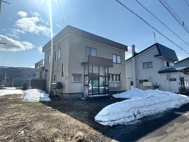 北海道古平郡古平町の一戸建て | 500万円 | 5LDK | 559.64m² | Akiyama house finder