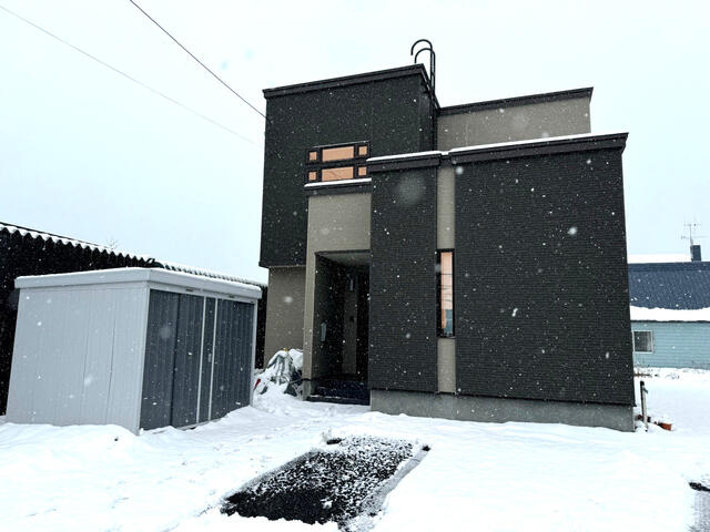 北海道余市郡余市町の一戸建て | 1980万円 | 4SLDK | 381.49m² | Akiyama house finder