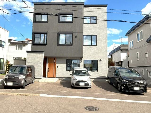 北海道札幌市の一戸建て | 6880万円 | 6LDK | 178.15m² | Akiyama house finder