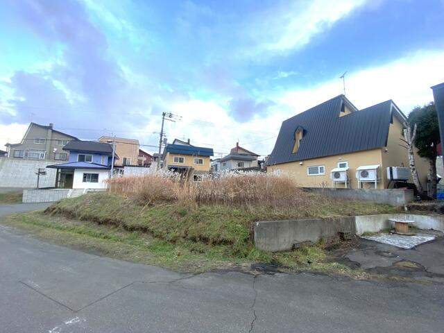 現地土地／全体写真　西向き