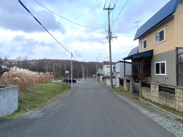 現地土地／全体写真　北西向き