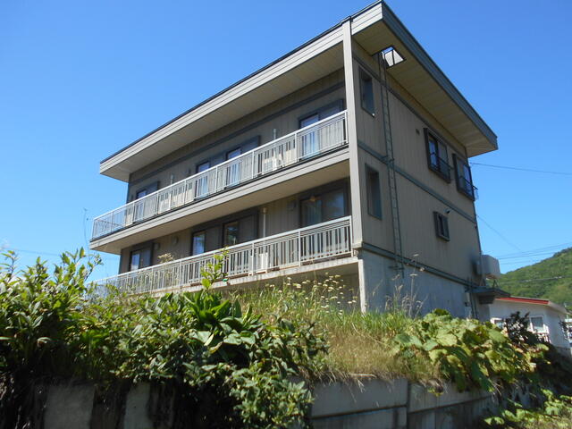 detached 北海道紋別郡遠軽町白竜 地図を見る