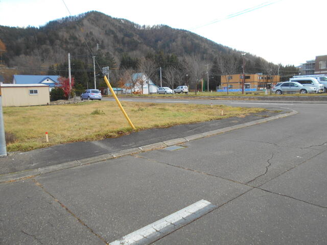 現地土地／前面道路