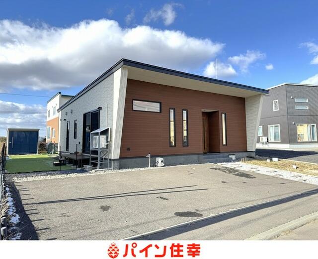 北海道勇払郡厚真町の一戸建て | 2690万円 | 4LDK | 338.71m² | Akiyama house finder
