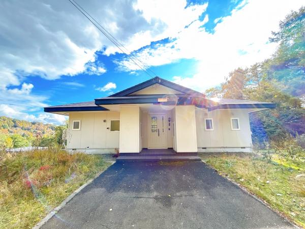 house for sale in 夕張市, Hokkaido | ¥15,990,000 | 3LDK | Akiyama house…