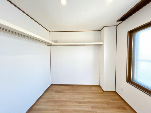 detached 北海道夕張郡由仁町新光 地図を見る