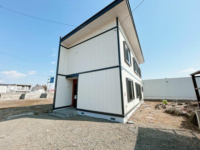 detached 北海道夕張郡由仁町新光 地図を見る
