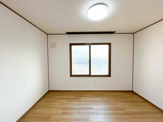 detached 北海道夕張郡由仁町新光 地図を見る