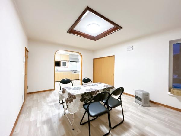 北海道稚内市の一戸建て | 1949万円 | 4LDK | 242.98m² | Akiyama house finder