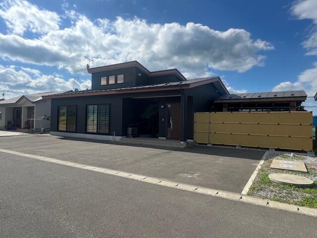 detached 青森県上北郡東北町大字大浦字大浦山 地図を見る