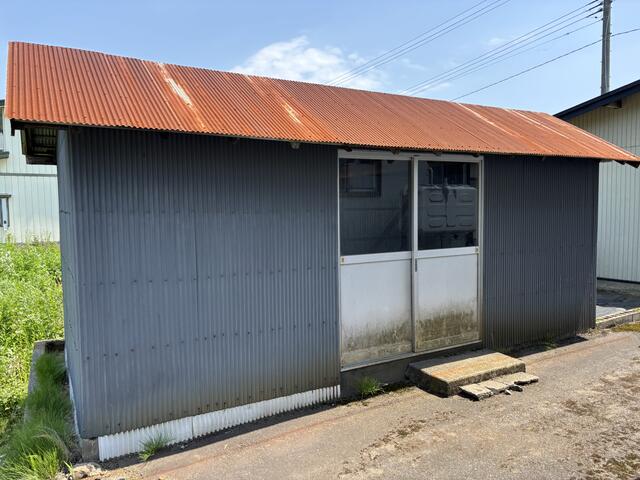 detached 青森県上北郡七戸町字天神林 地図を見る
