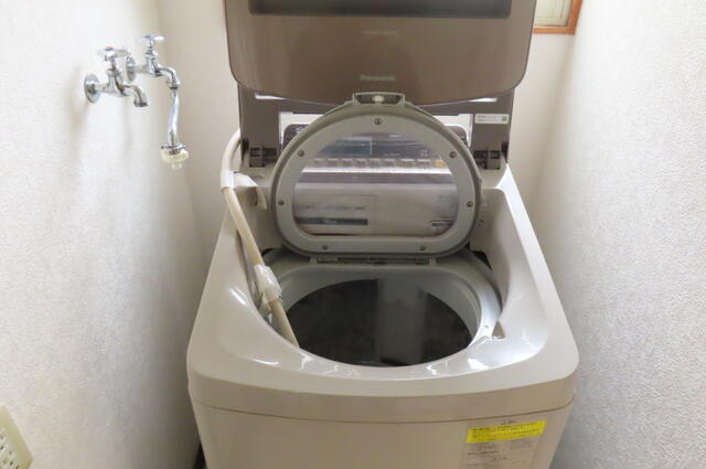 備え付け洗濯機