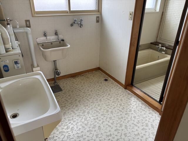 detached 青森県十和田市西十一番町