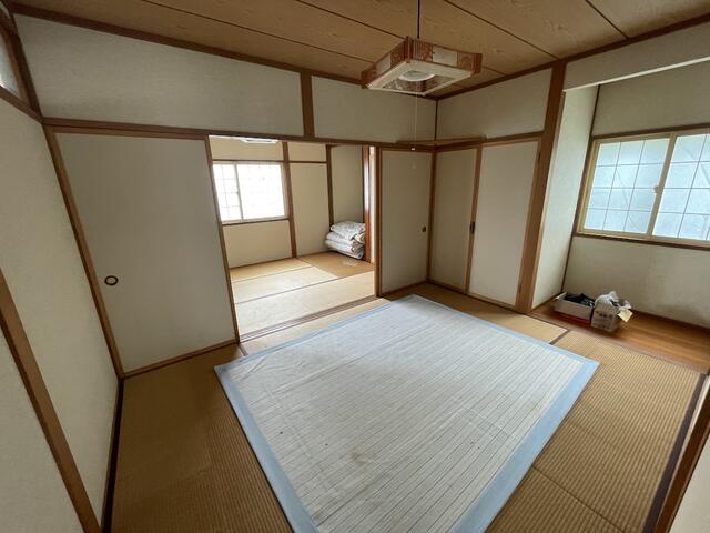 detached 青森県上北郡六戸町大字犬落瀬字下久保 地図を見る