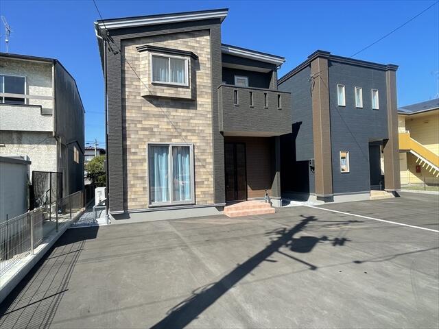 青森県八戸市の一戸建て | 2480万円 | 4LDK | 166.25m² | Akiyama house finder