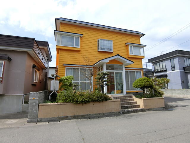 青森県青森市の一戸建て | 1370万円 | 7LDK | 188.53m² | Akiyama house finder