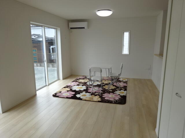 detached 青森県十和田市東十四番町 地図を見る