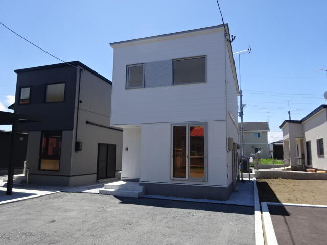 detached 青森県十和田市東十一番町 地図を見る
