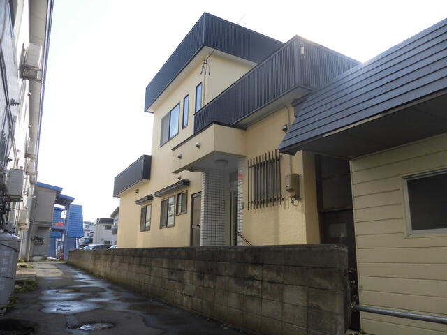 青森県弘前市の一戸建て | 1400万円 | 6DK | 331.93m² | Akiyama house finder