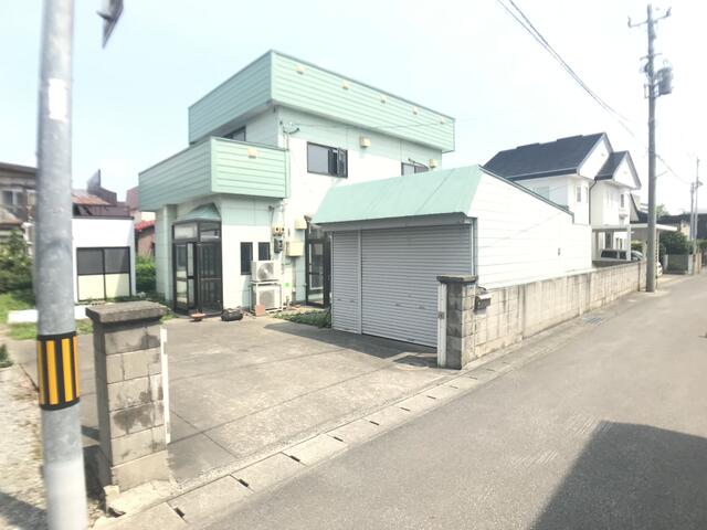 青森県青森市の一戸建て | 860万円 | 4LDK | 335.34m² | Akiyama house finder