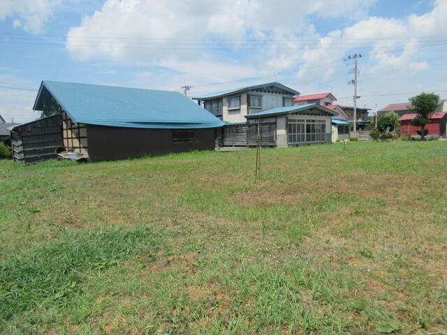 detached 青森県平川市李平下安原 地図を見る