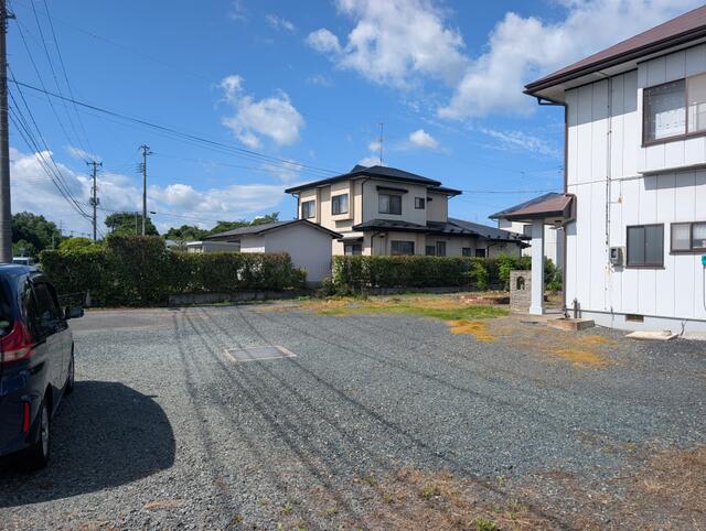 庭／家族のお出かけや送迎、毎日のお買い物に車と駐車場は欠かせませ／撮影日2026-07-21