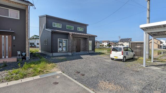 岩手県一関市の一戸建て | 3200万円 | 5LDK | 231.44m² | Akiyama house finder