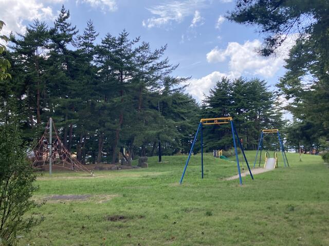 松園中央公園（徒歩１３分）