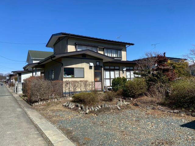 現地（外観）／閑静な住宅街です。家庭菜園で食費節約になる上、土いじりをし、