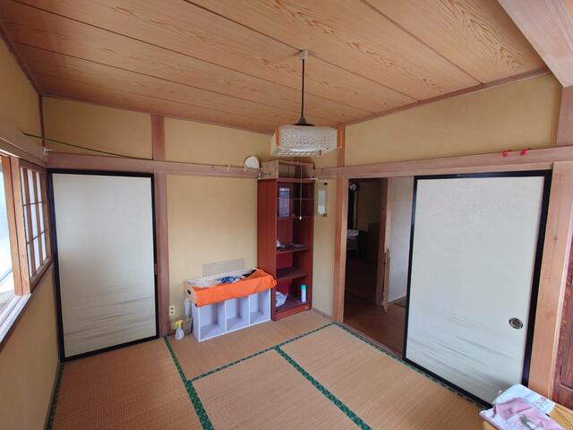 リビング以外の居室／２階和室６帖