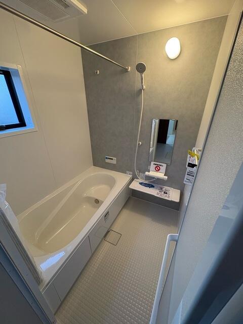 浴室／一日の疲れを癒すバスルーム（2号棟）／撮影日2025-12-23