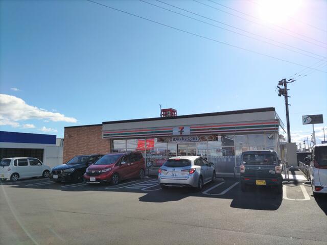 セブンイレブン名取上余田店 (443m)