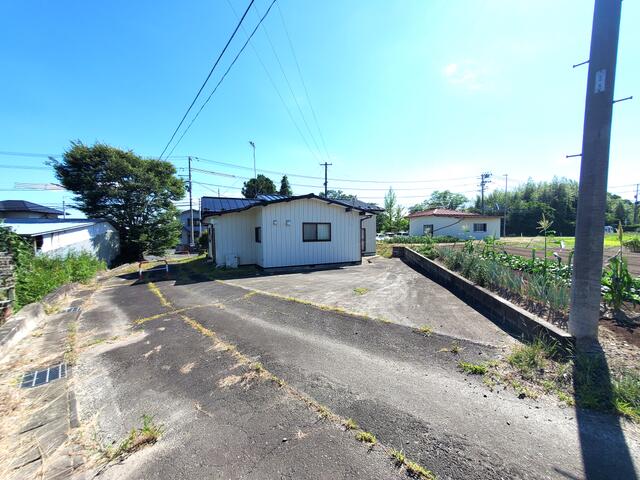 detached 宮城県登米市東和町錦織字小童子 地図を見る
