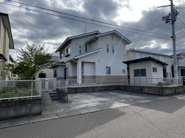 宮城県柴田郡村田町の一戸建て | 1890万円 | 4LDK | 320.17m² | Akiyama house finder