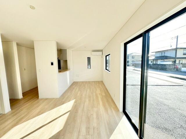 detached 宮城県亘理郡亘理町逢隈田沢字西川原 地図を見る